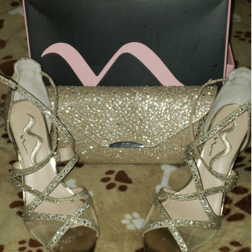 heels and purse